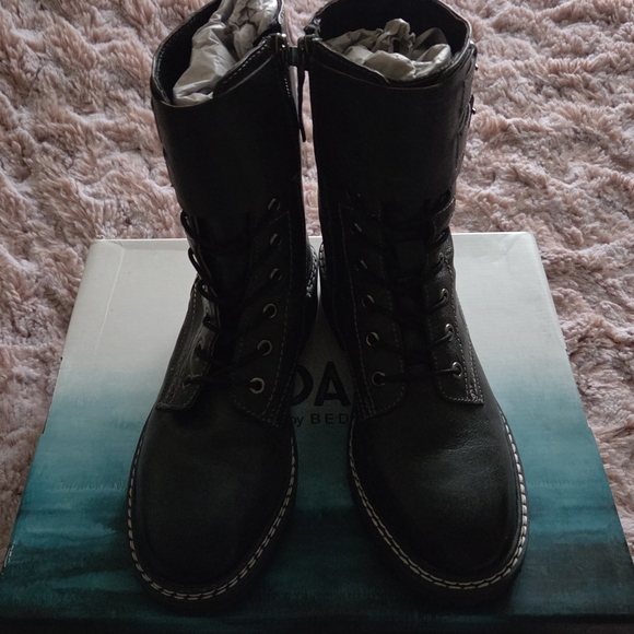 ROAN Shoes - Black Lace-Up Boots